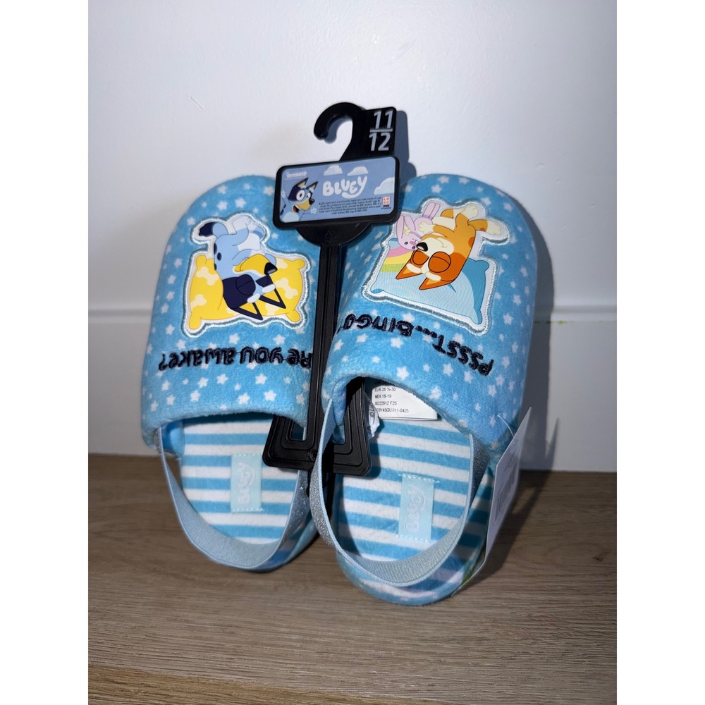 Girl slippers bluey 11/12